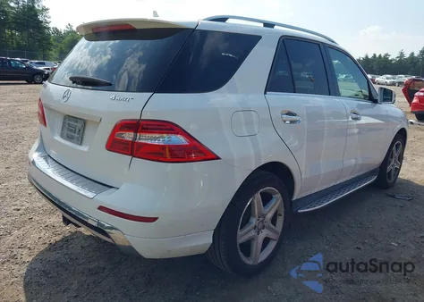 2015 Mercedes-Benz Ml 400 4Matic z USA, uszkodzony, nr VIN 4JGDA5GB2FA501604